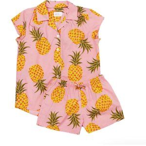 The cats pajamas, adorable pineapple set!